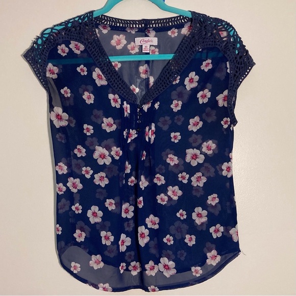 Candie's Blue Embellished Cap Sleeve Blouse | Size XS | Crochet Detail - Picture 1 of 9